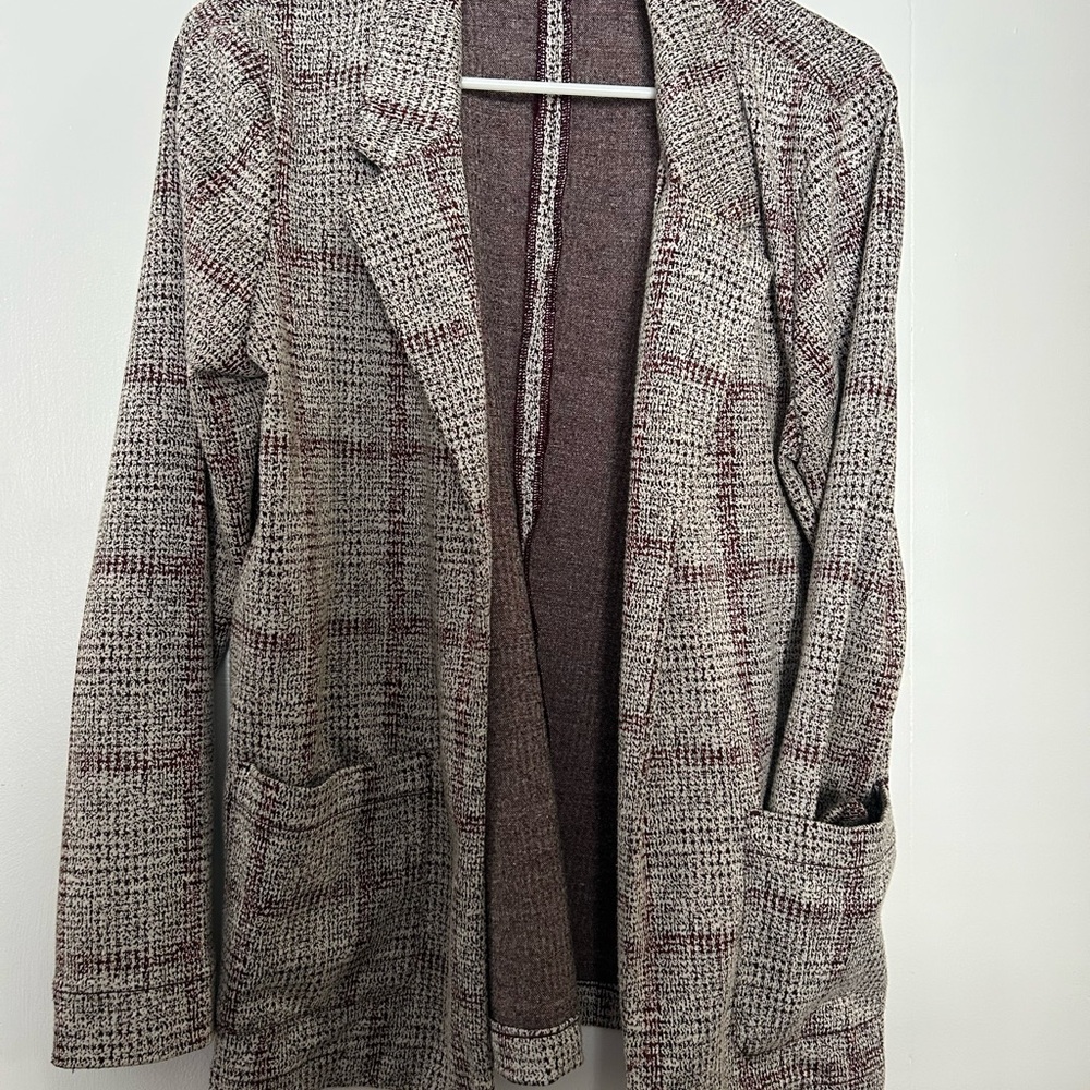 Woman’s Plaid Women's Blazer maroons black and off white